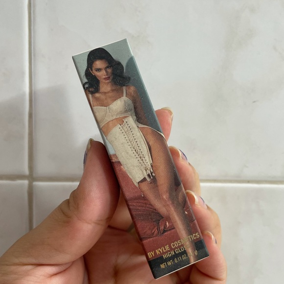 Kendall x Kylie Cosmetics